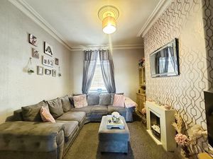 Lounge- click for photo gallery